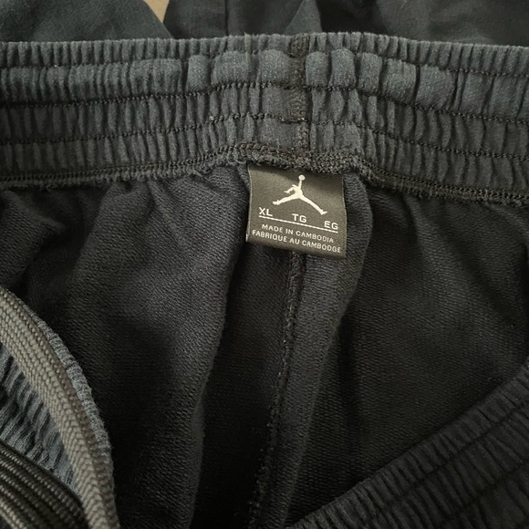 JORDAN ESSENTIALS MEN'S FLEECE SHORTS,SIZE XL - Picture 5 of 7